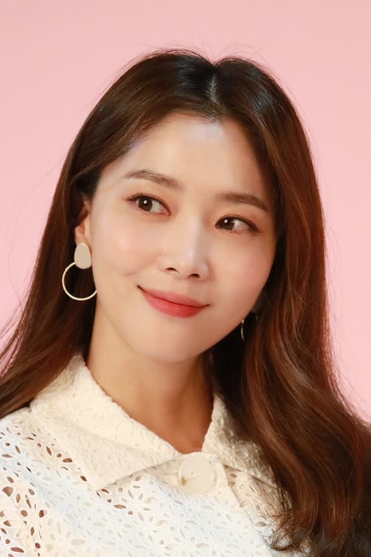 تصویر هنرمند Oh Yoon-ah