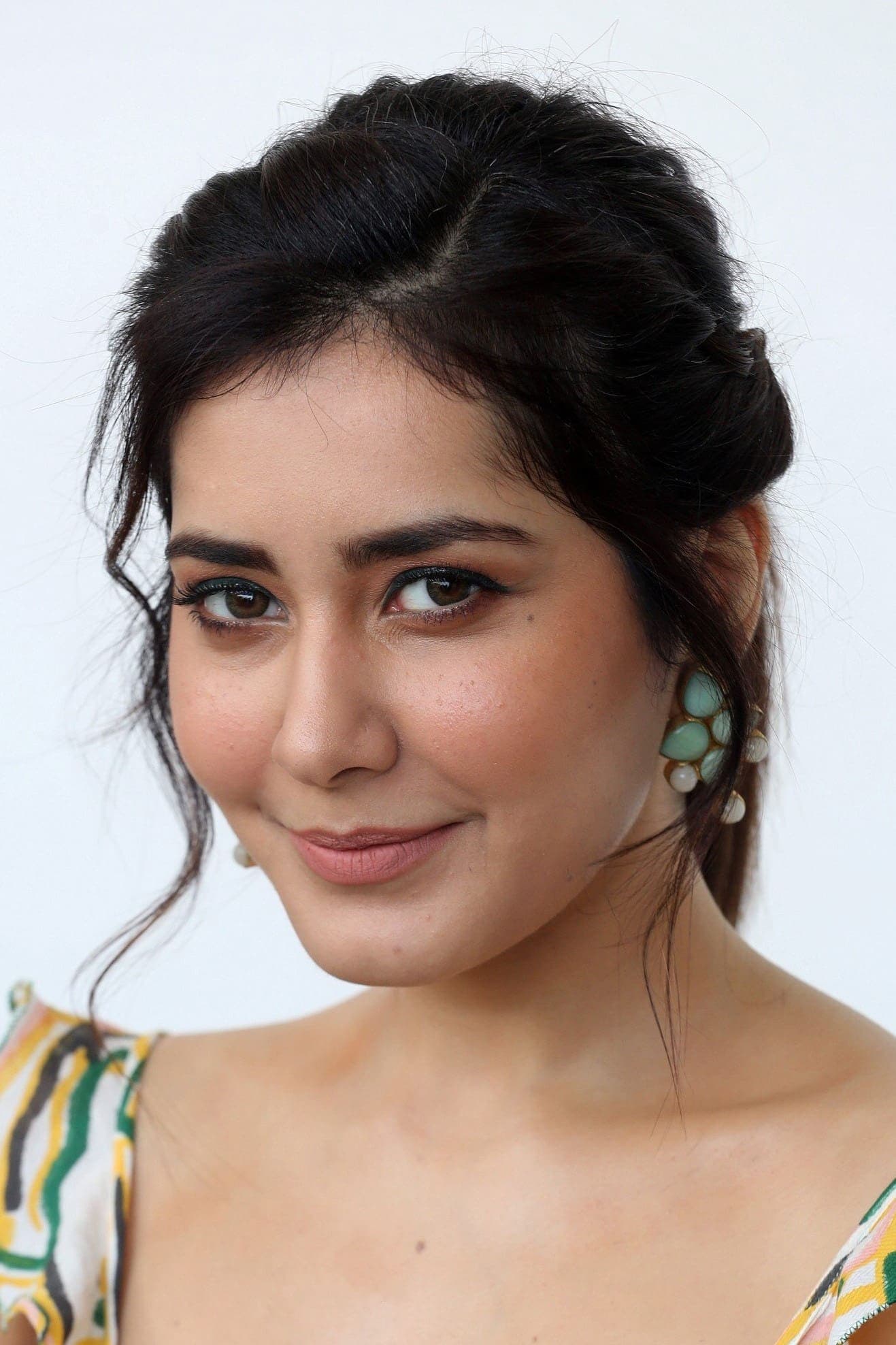 تصویر هنرمند Raashii Khanna