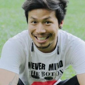 تصویر هنرمند Chaiwat Chartsuriyakiat