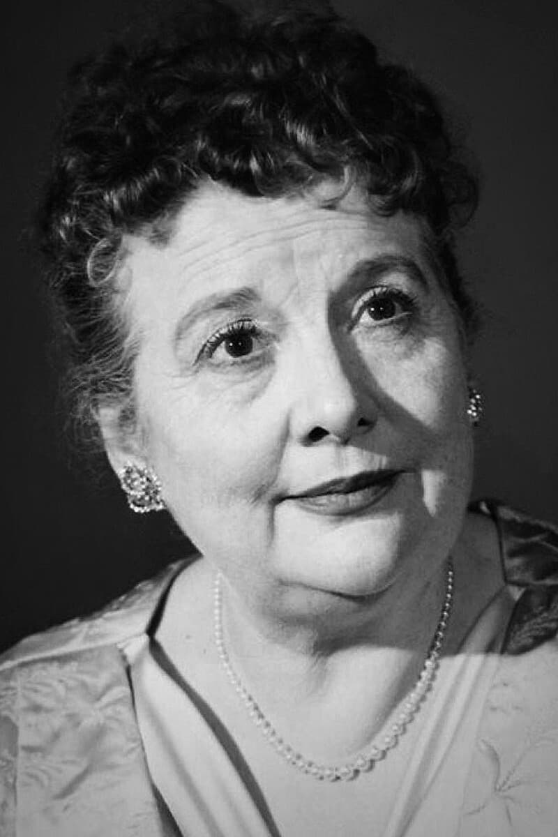 تصویر هنرمند Madge Blake