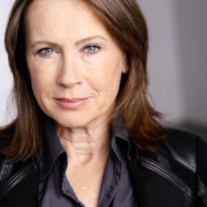 تصویر هنرمند Jennifer Collins