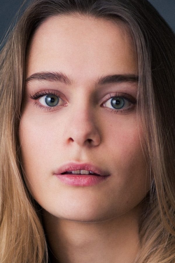 تصویر هنرمند Louisa Binder
