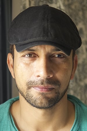 تصویر هنرمند Deepak Dobriyal