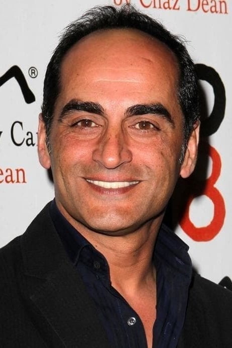 تصویر هنرمند Navid Negahban