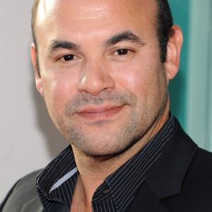 تصویر هنرمند Ian Gomez