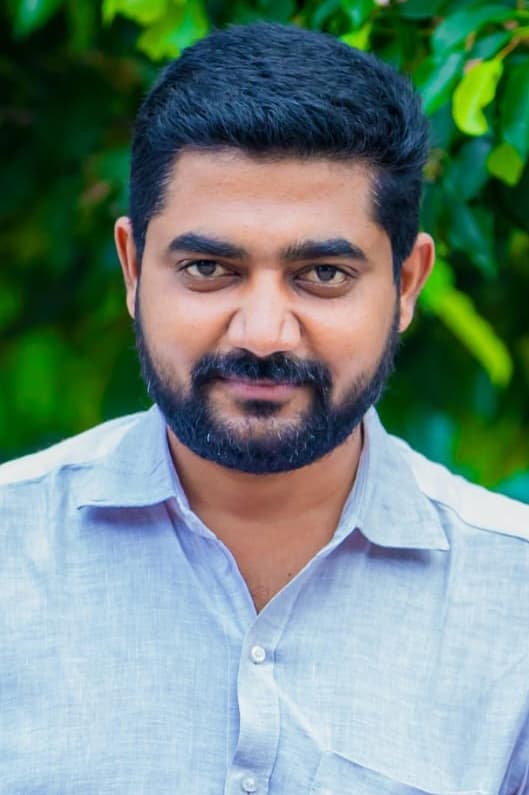 تصویر هنرمند Karur Elang Karthikeyan