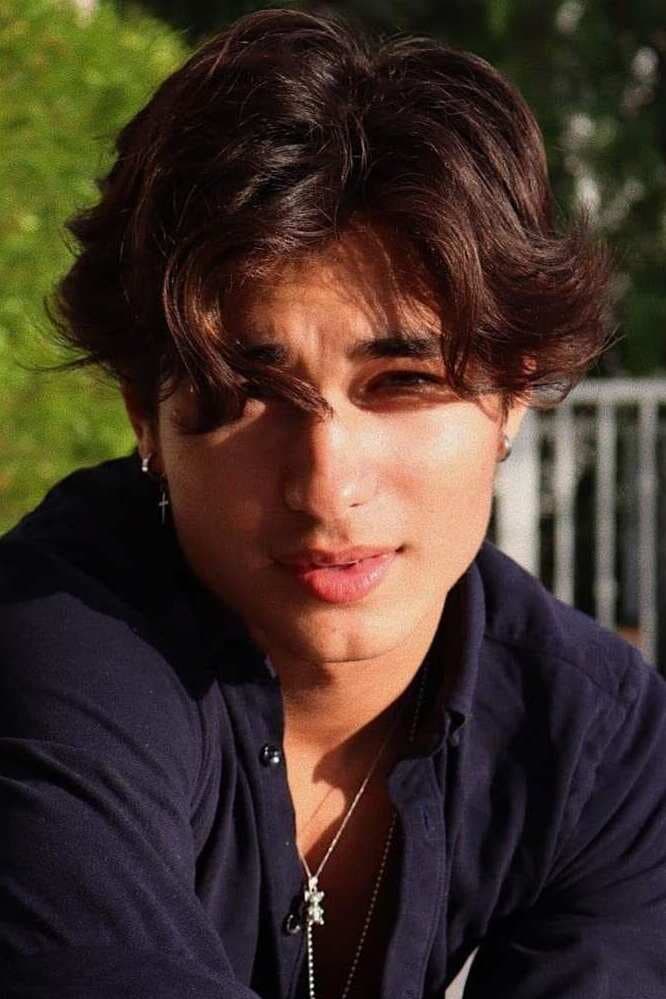 تصویر هنرمند Kio Cyr