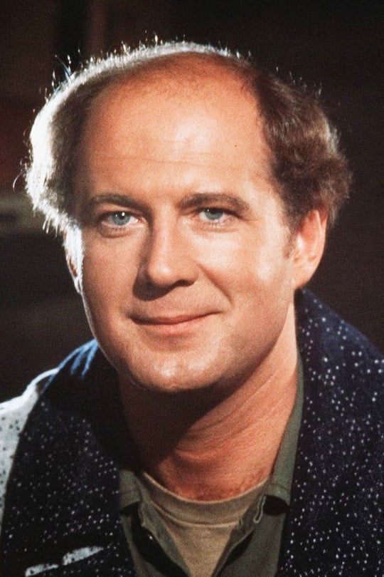 تصویر هنرمند David Ogden Stiers