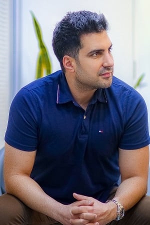 تصویر هنرمند Amir Hossein Mousavi