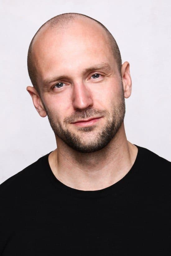 تصویر هنرمند Vitaly Kondrashov