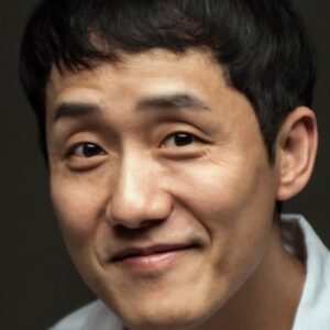 تصویر هنرمند Kim Jung-woo