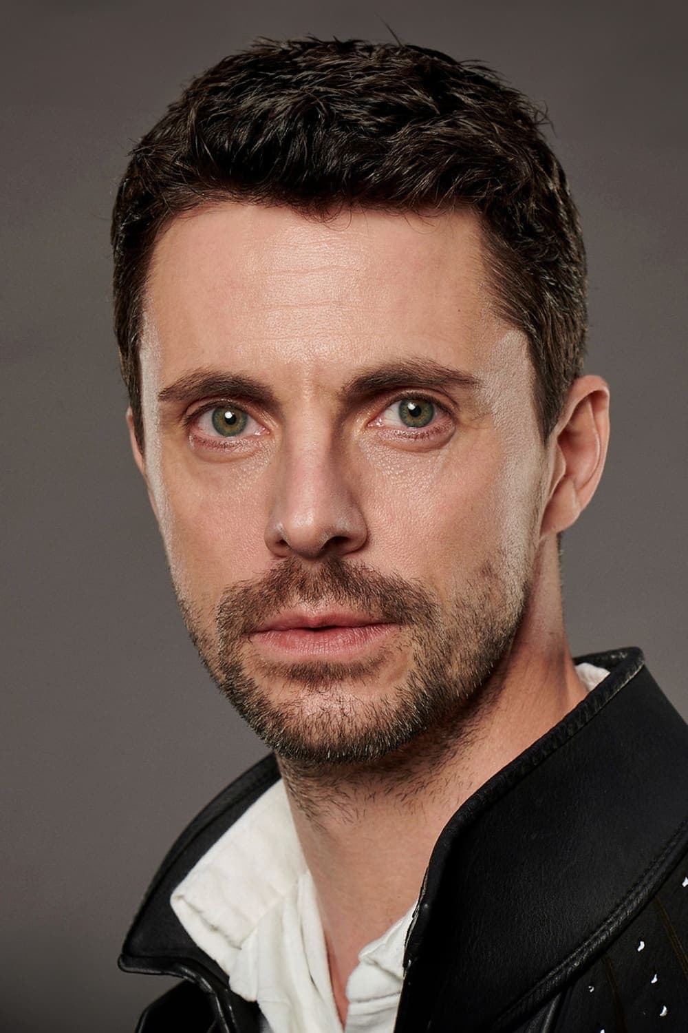 تصویر هنرمند Matthew Goode