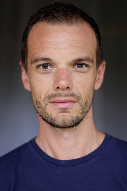 تصویر هنرمند James O'Connell