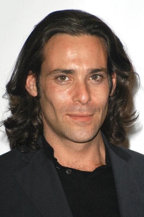 تصویر هنرمند James Callis