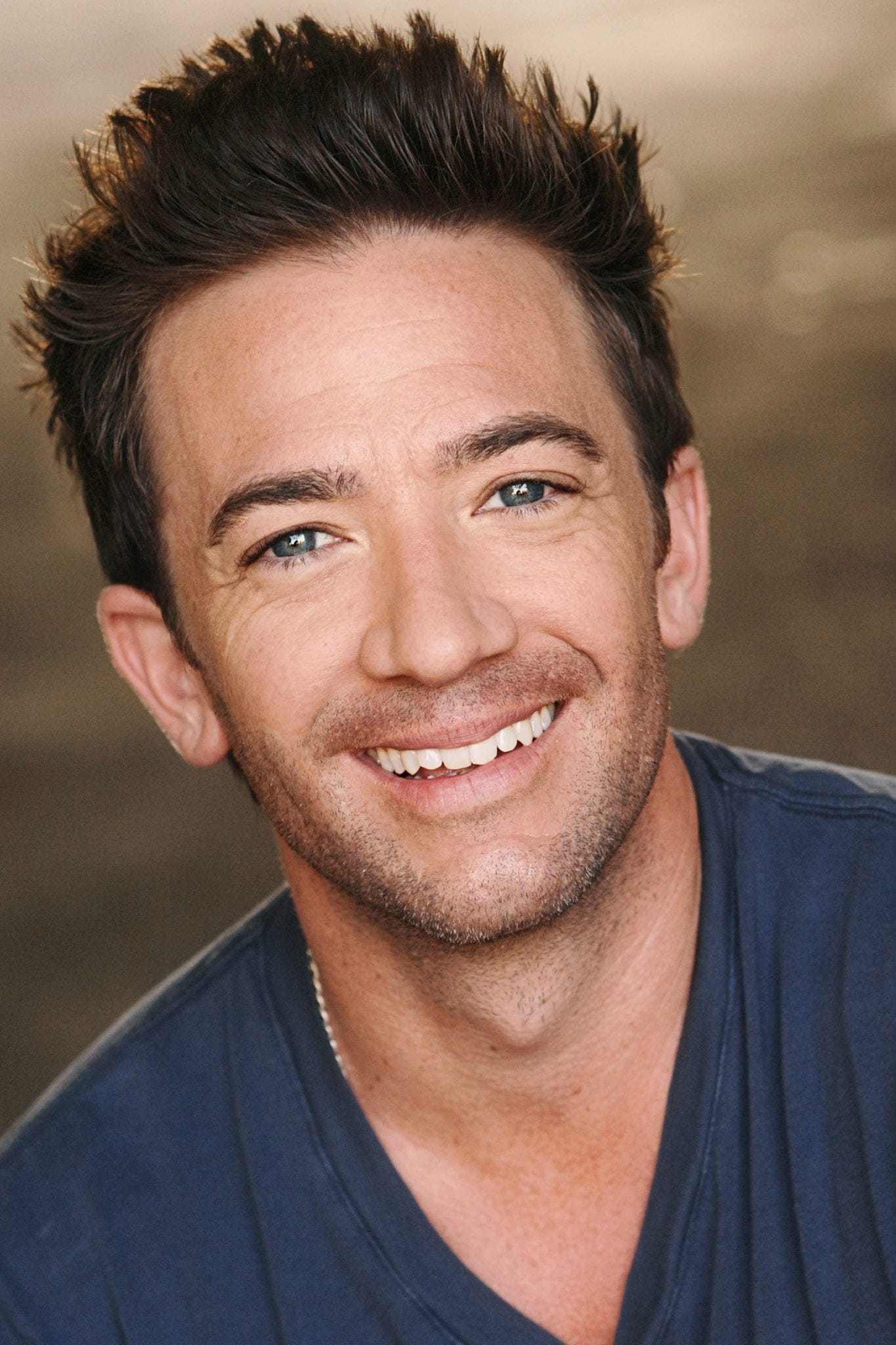 تصویر هنرمند David Faustino