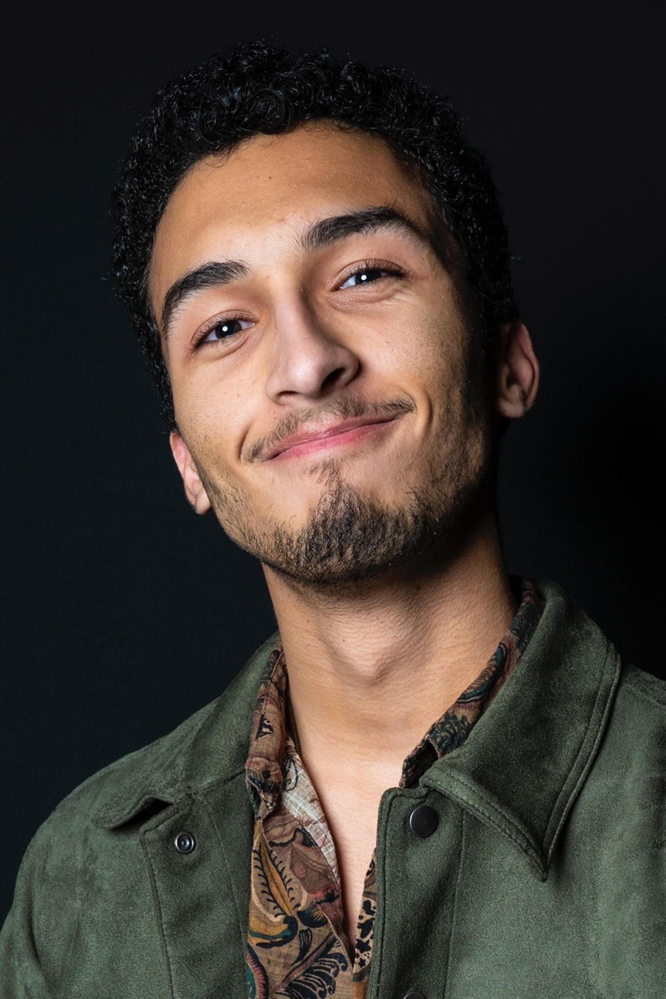 تصویر هنرمند Logan Weisberg