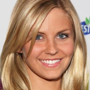 تصویر هنرمند Nikki Griffin