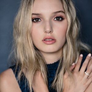 تصویر هنرمند Kaitlyn Bernard