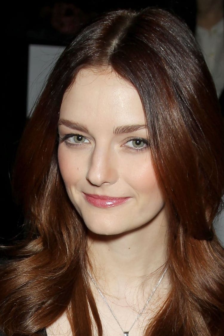 تصویر هنرمند Lydia Hearst