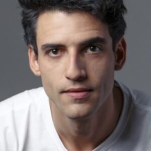 تصویر هنرمند Isaac Medeiros