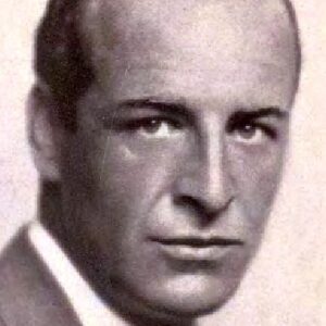 تصویر هنرمند Reginald Simpson