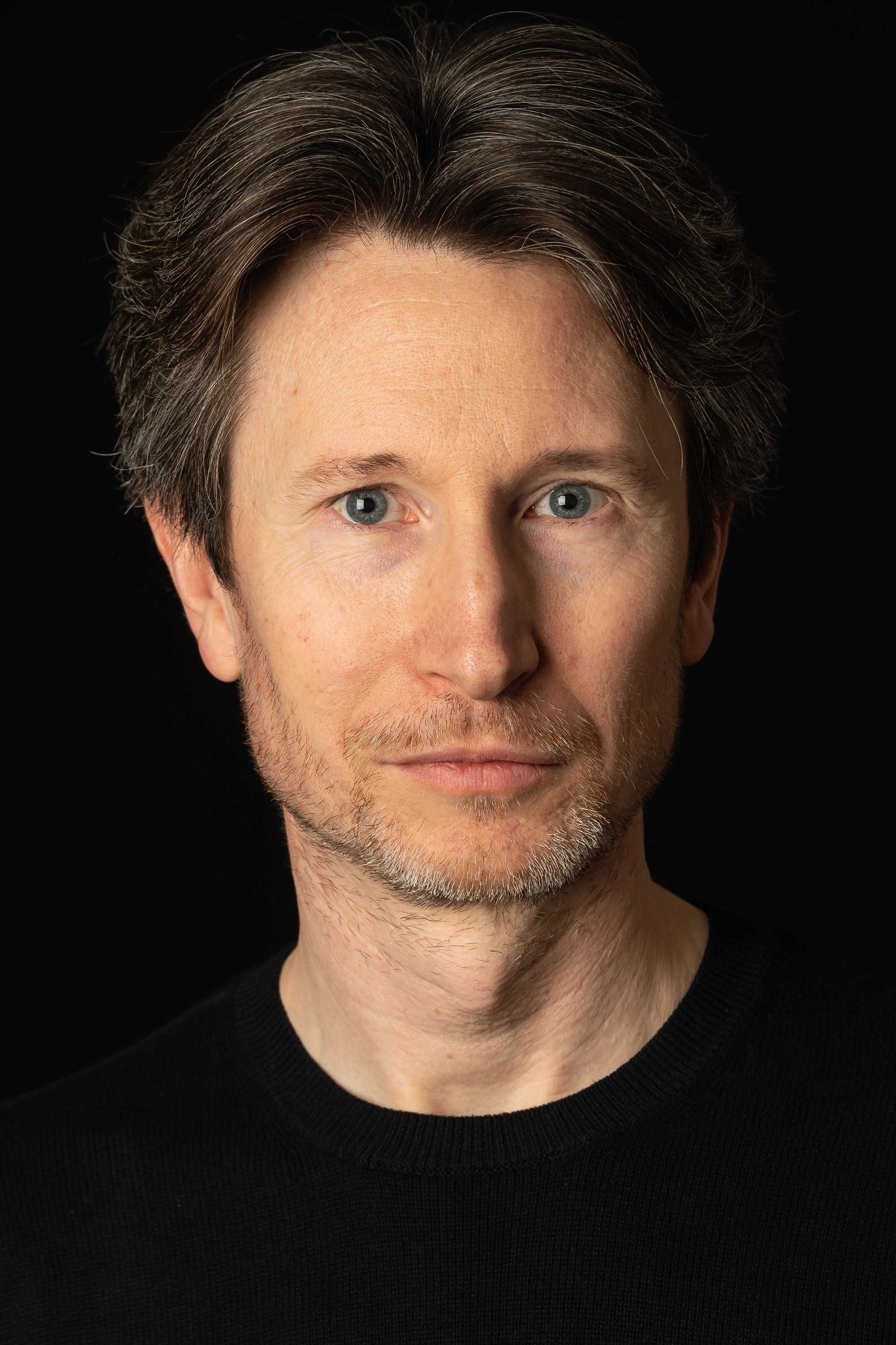 تصویر هنرمند Jonathan Aris