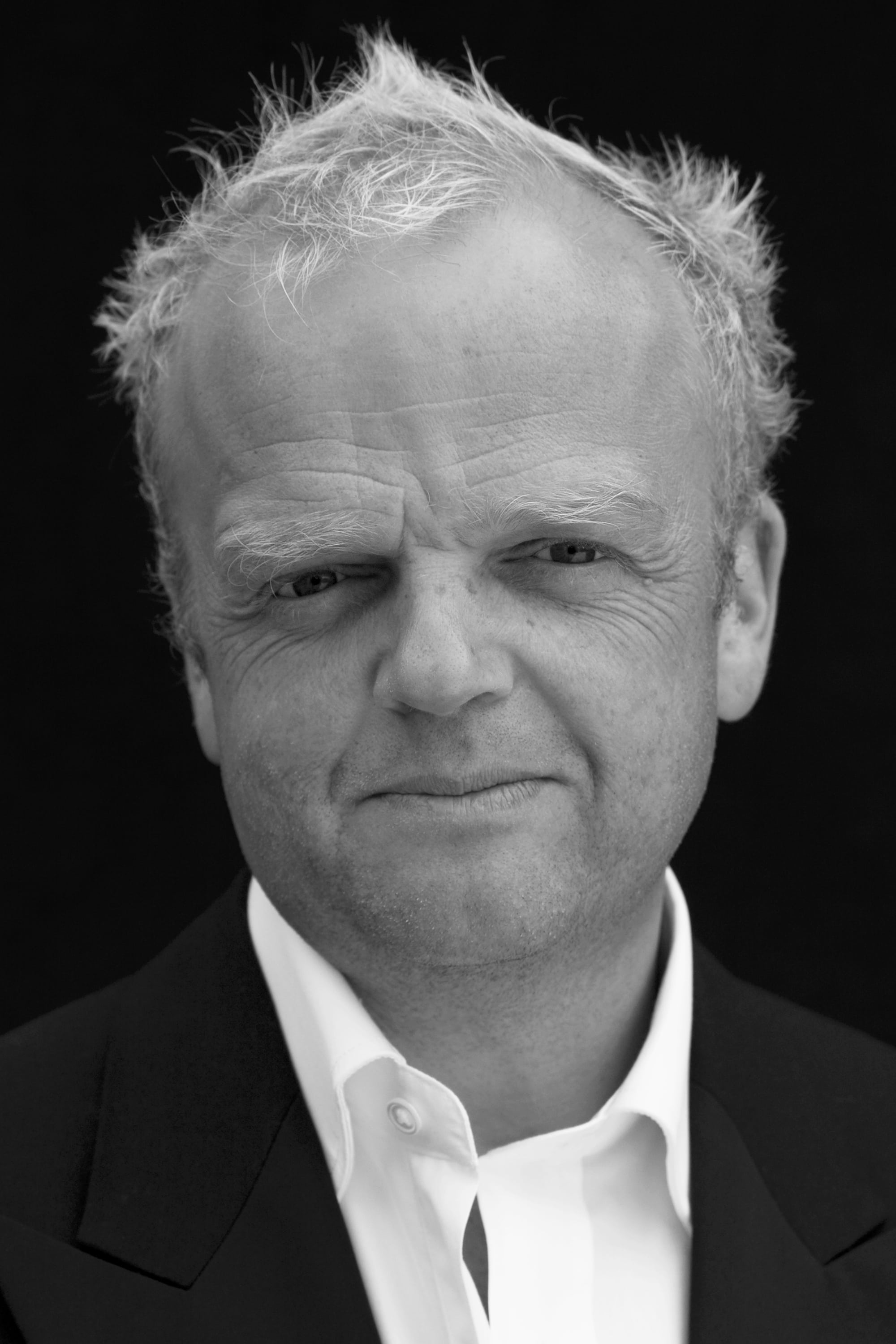 تصویر هنرمند Toby Jones