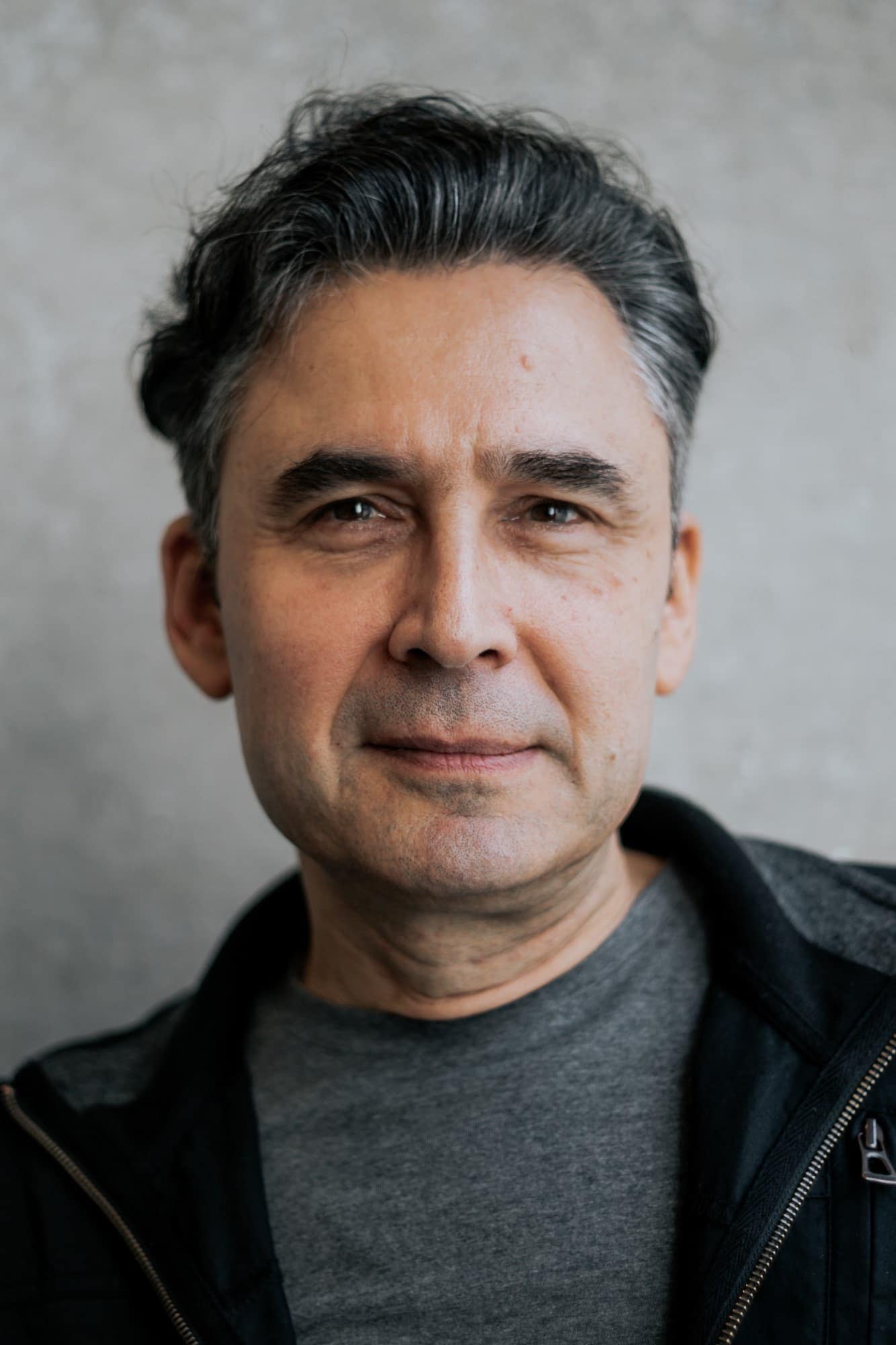 تصویر هنرمند Oleg Mirochnikov