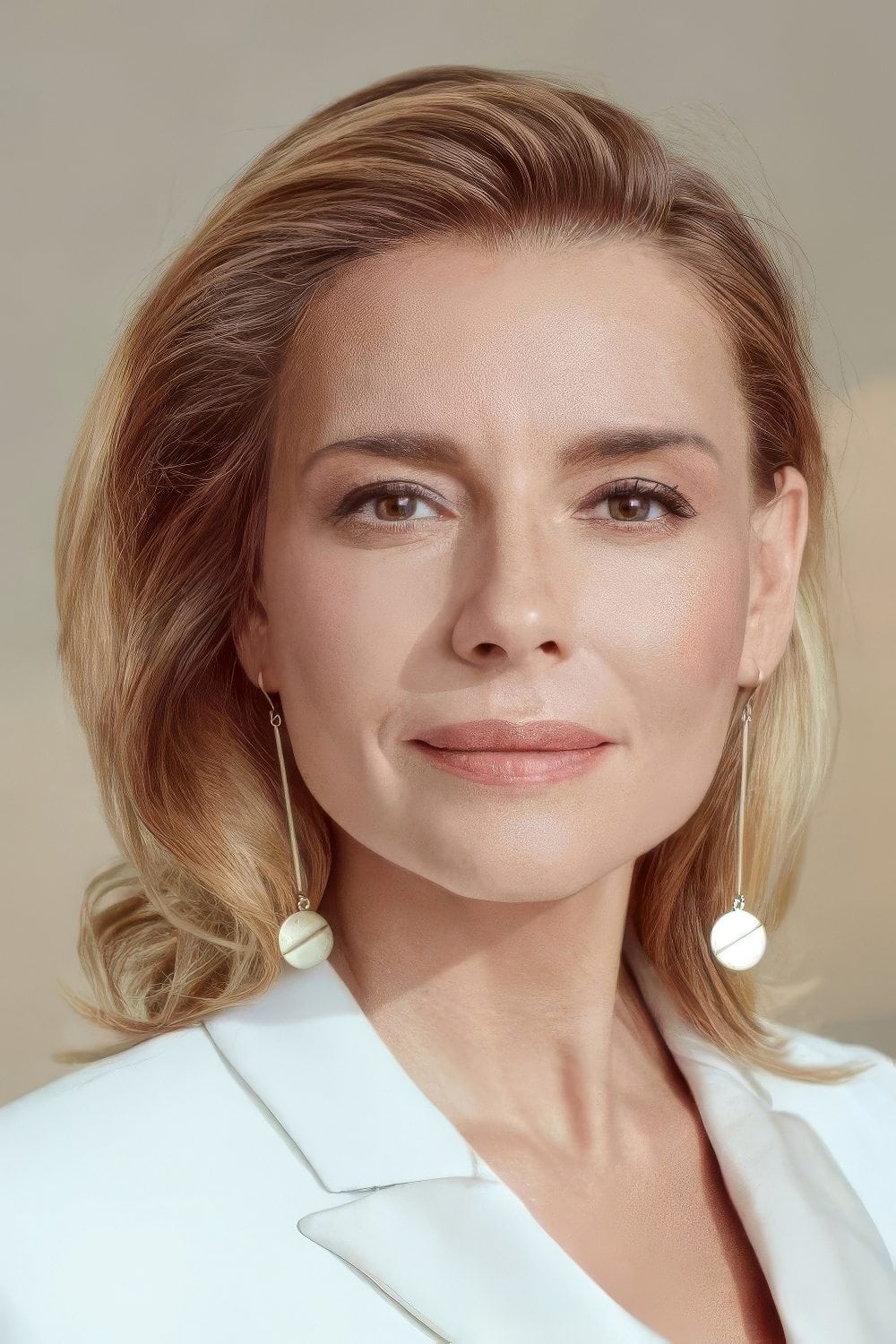 تصویر هنرمند Lyubov Tolkalina
