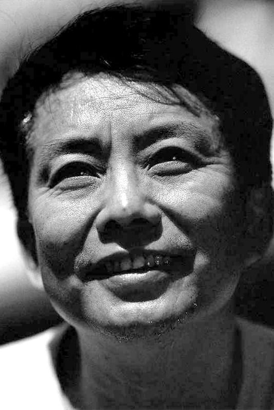 تصویر هنرمند Huang Jianxin