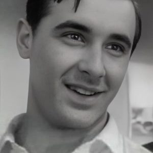 تصویر هنرمند Andrey Yurenev