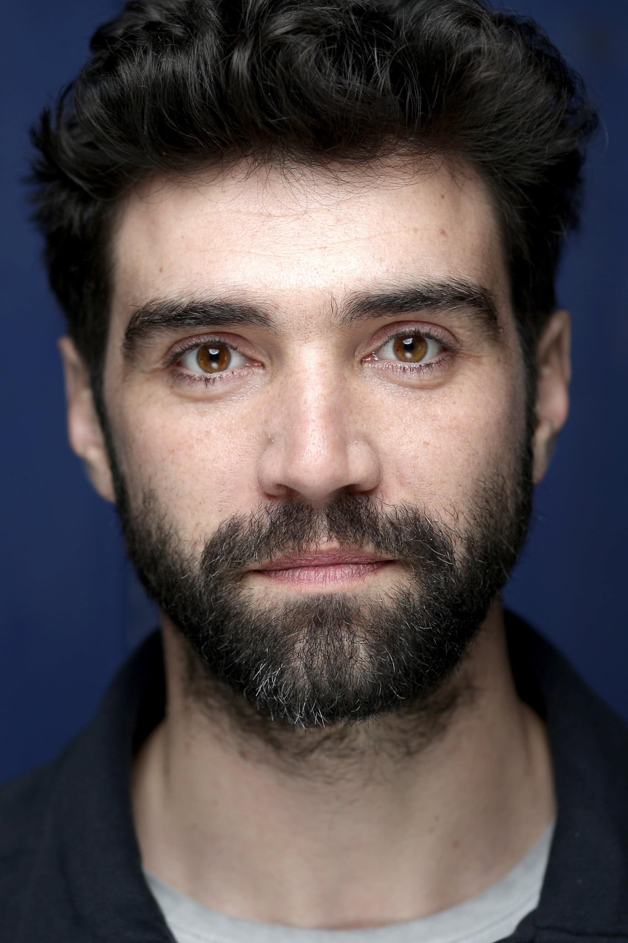 تصویر هنرمند Alec Secăreanu