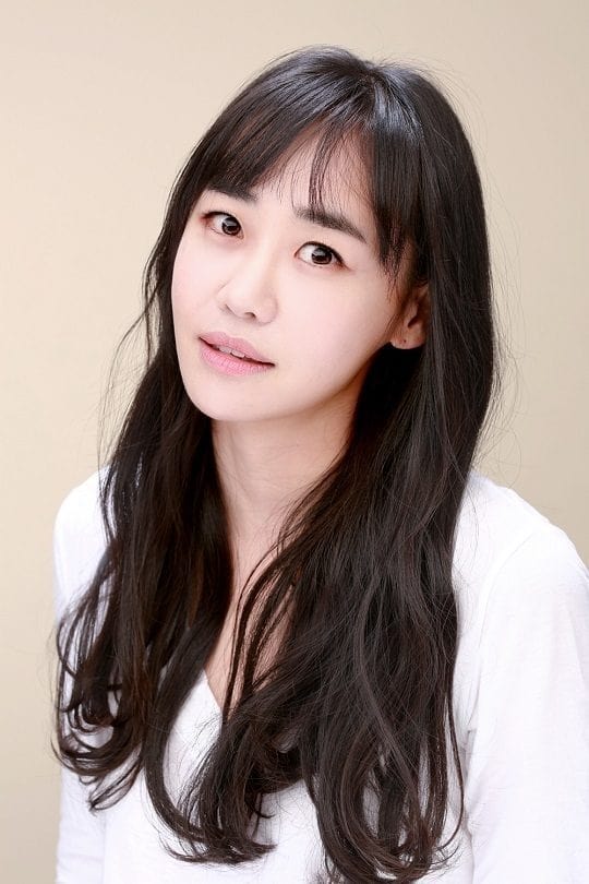 تصویر هنرمند Kang Rae-yeon