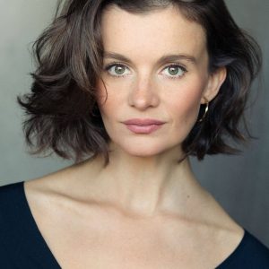 تصویر هنرمند Emily Barber