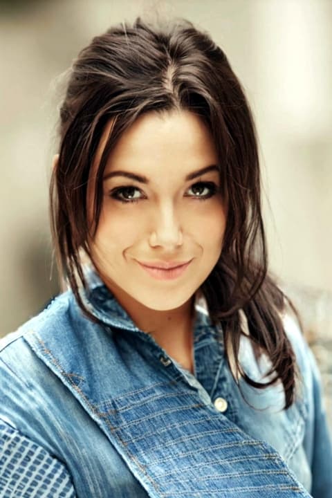تصویر هنرمند Angie Russo
