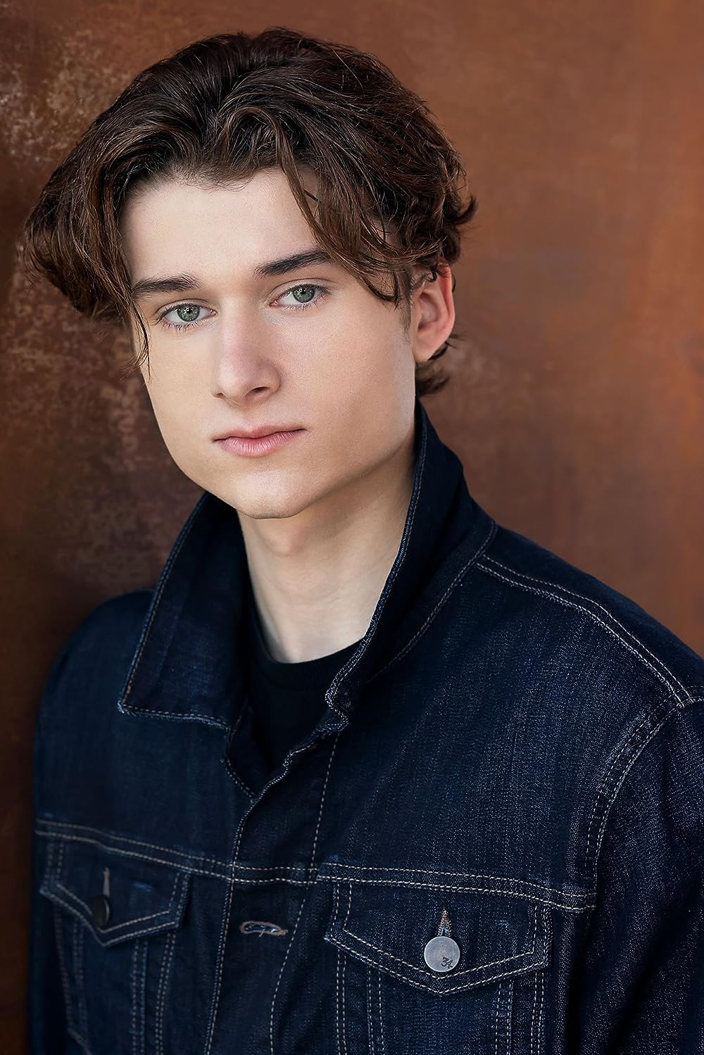 تصویر هنرمند Cameron Brodeur