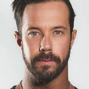 تصویر هنرمند Nathan Bates