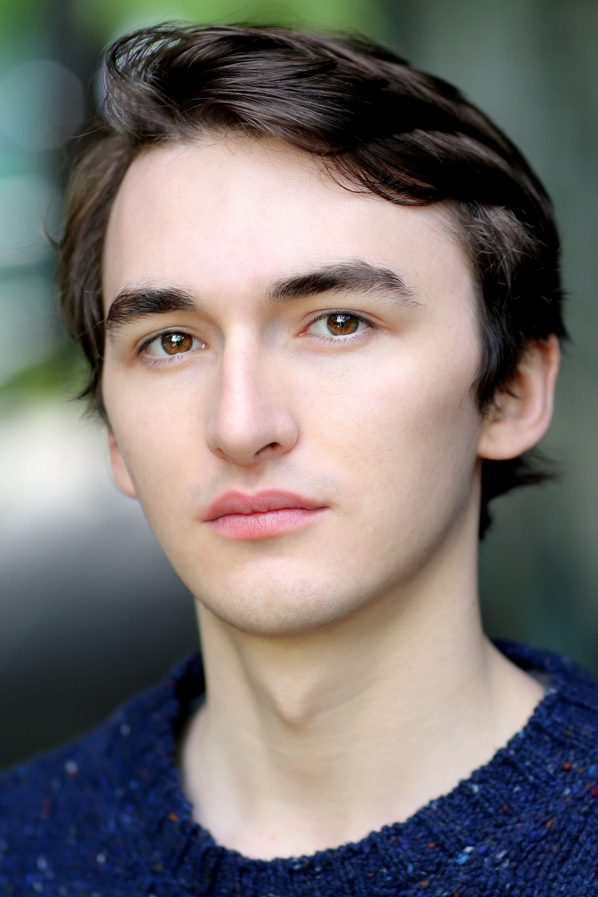 تصویر هنرمند Isaac Hempstead Wright