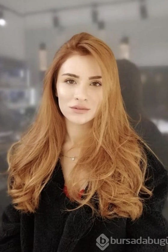 تصویر هنرمند Feride Hilal Akın