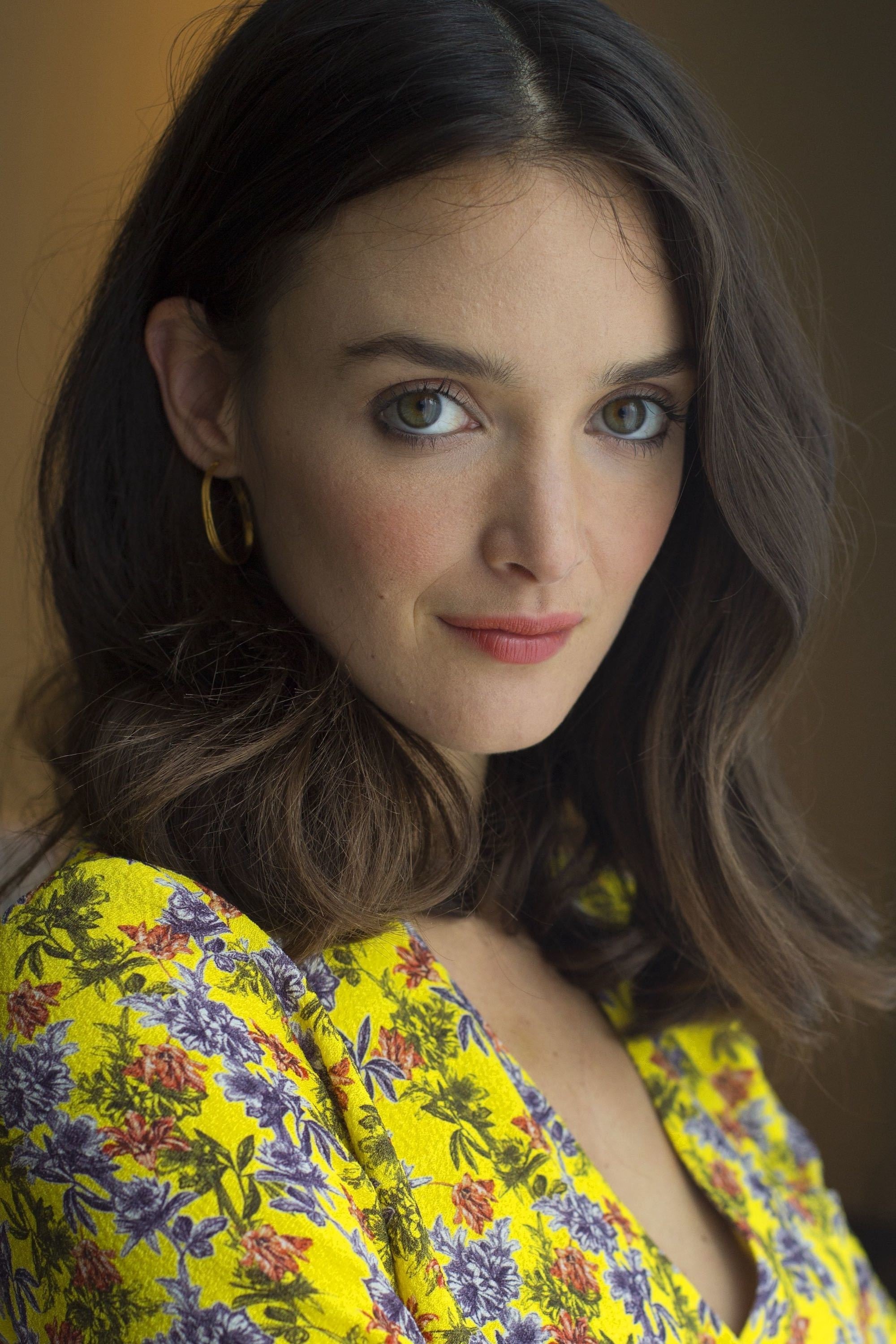 تصویر هنرمند Charlotte Le Bon