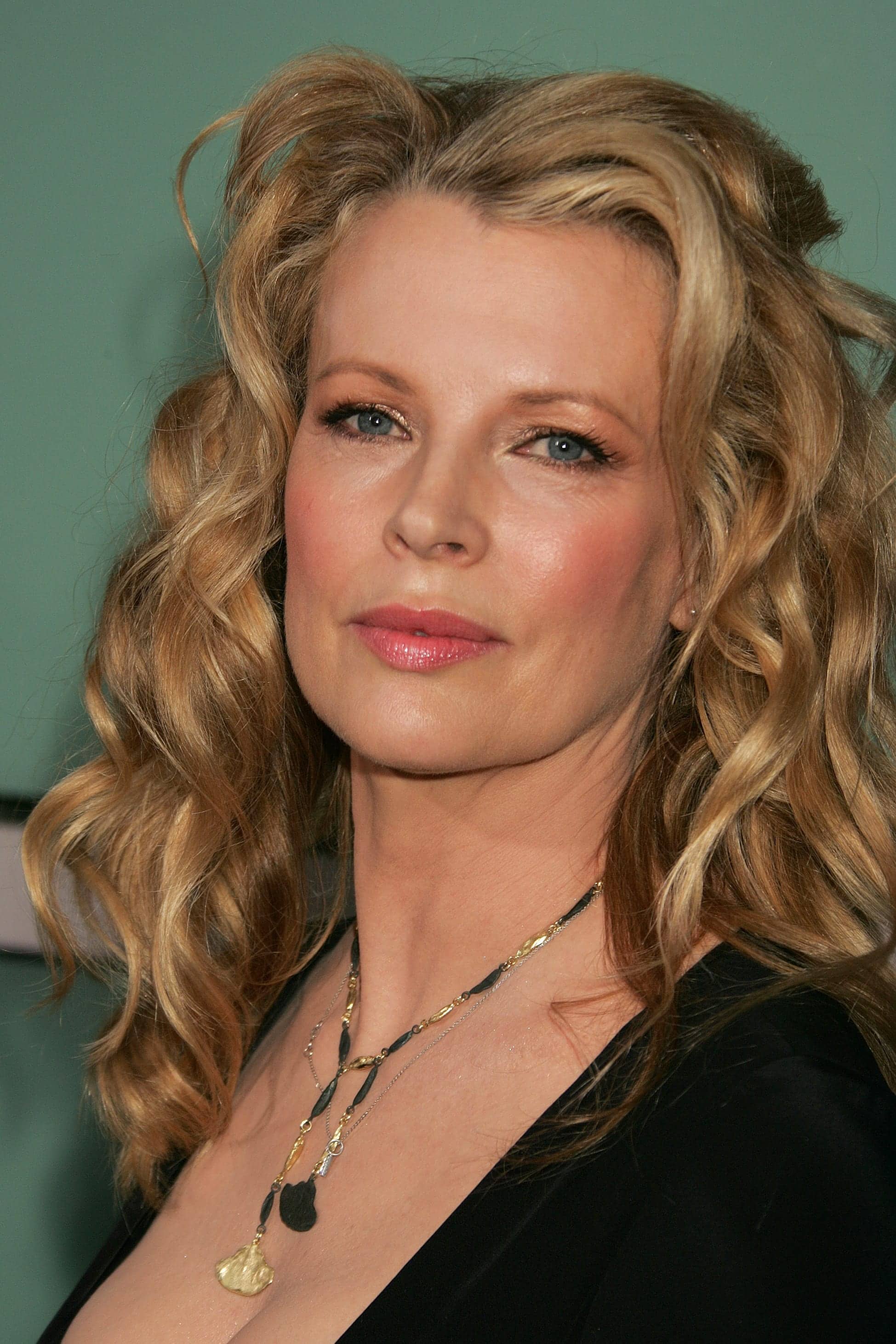 تصویر هنرمند Kim Basinger