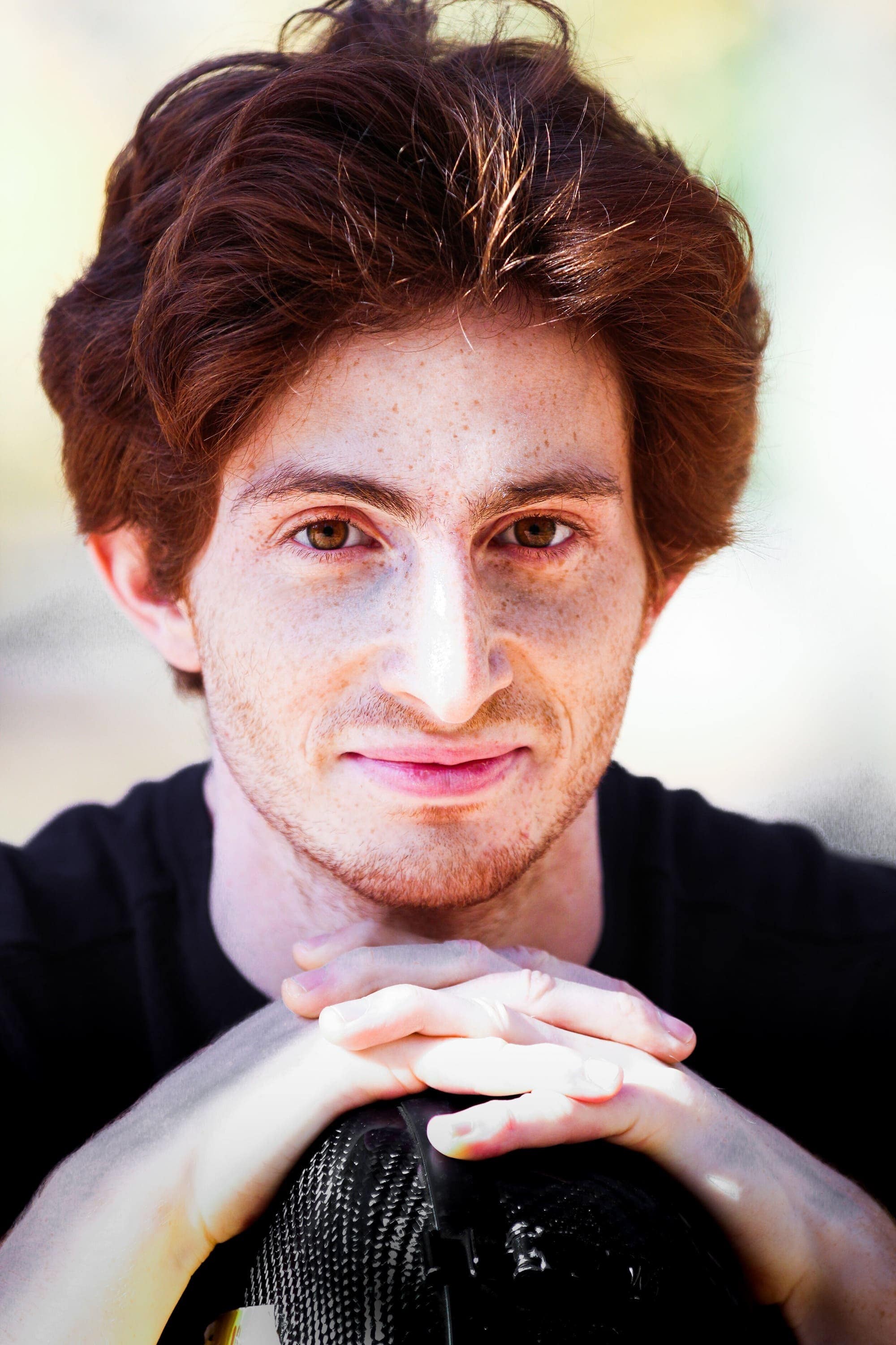 تصویر هنرمند Aaron Wolff