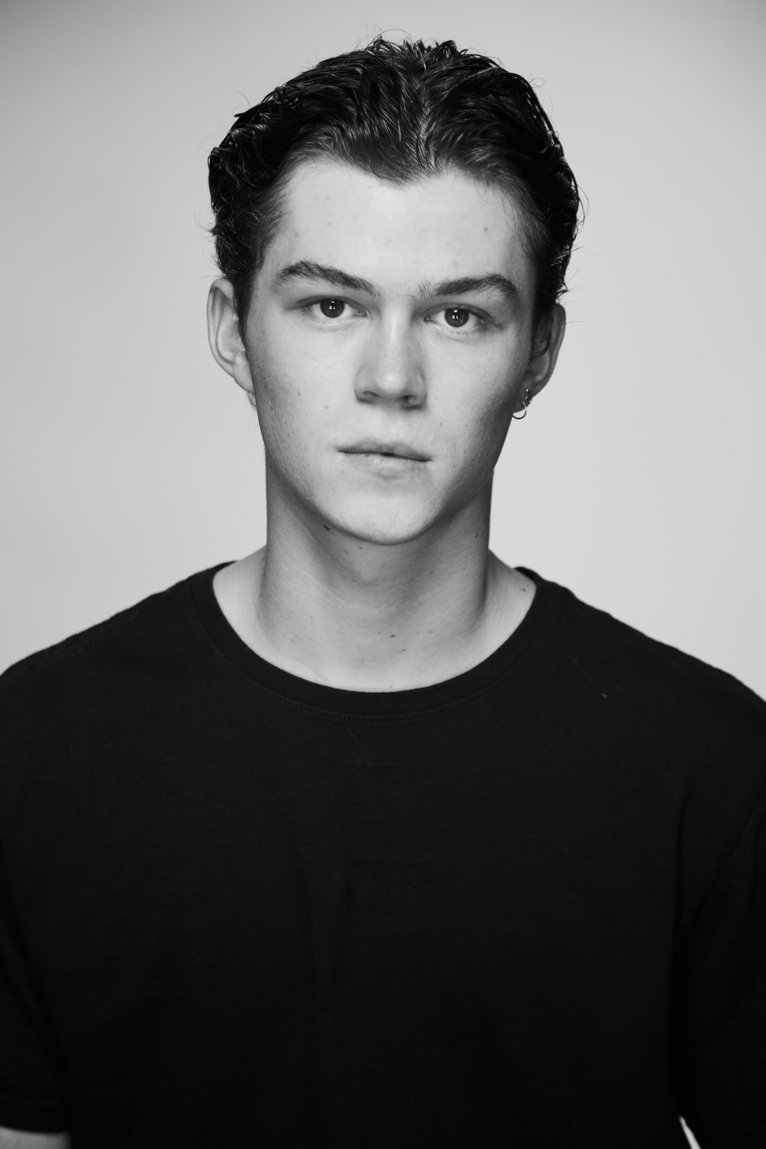 تصویر هنرمند Zac Burgess