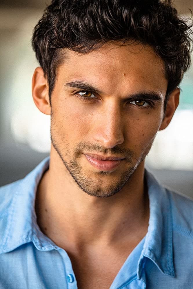 تصویر هنرمند Dominic Adams