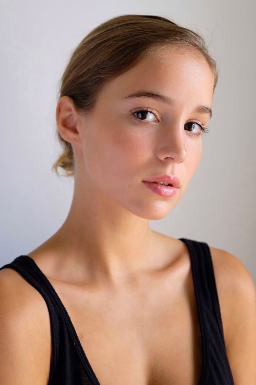 تصویر هنرمند Alba Baptista