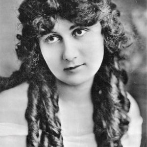 تصویر هنرمند Vivian Edwards