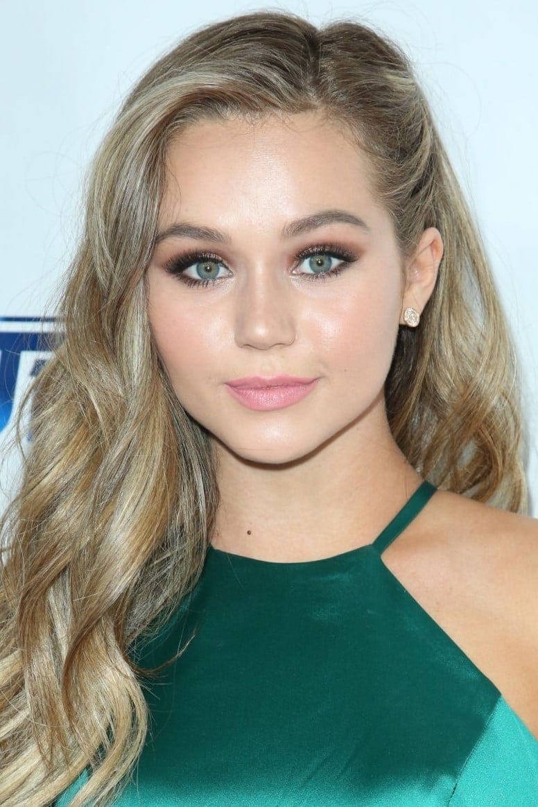 تصویر هنرمند Brec Bassinger