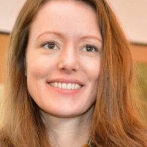 تصویر هنرمند Lavinia Wilson