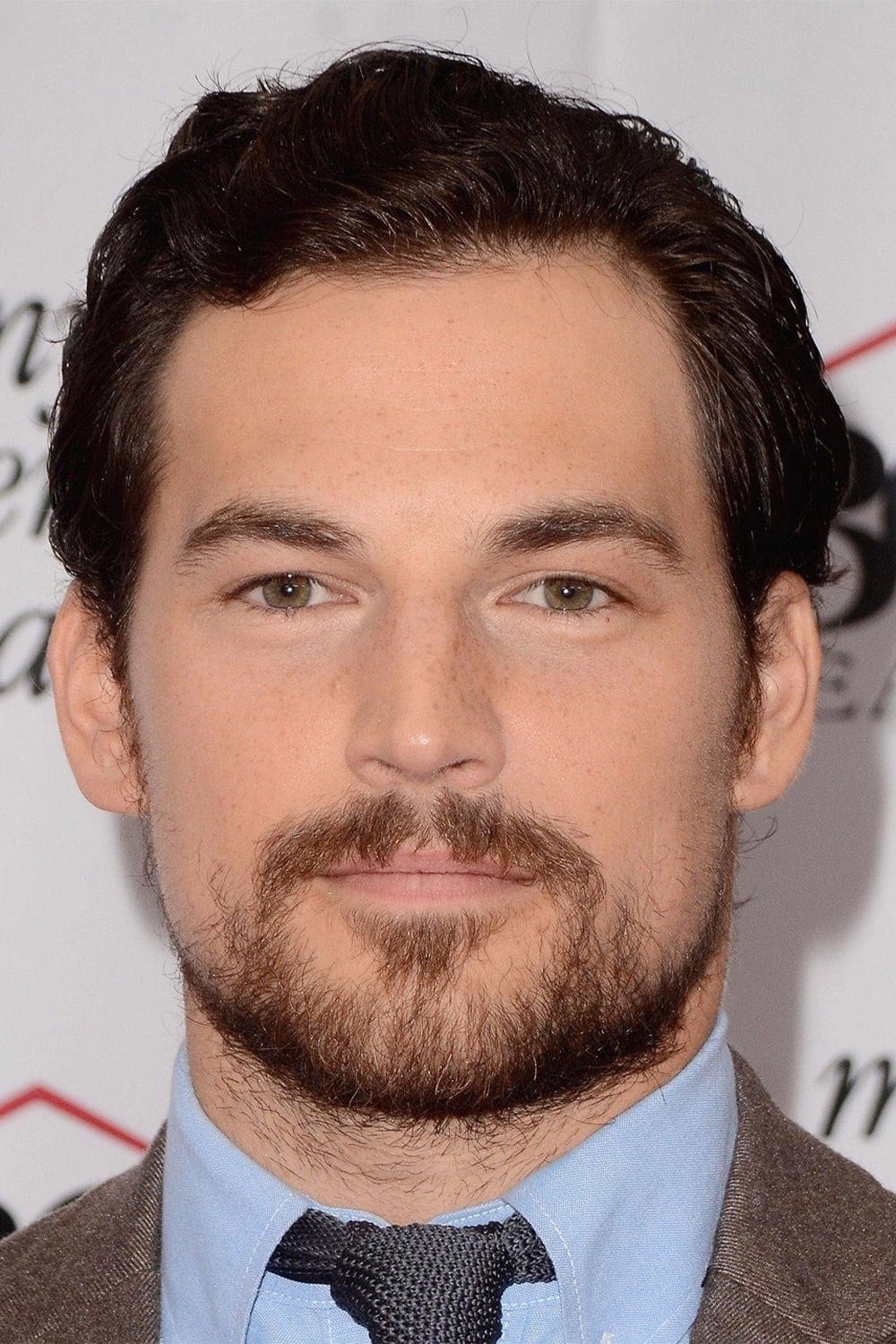 تصویر هنرمند Giacomo Gianniotti