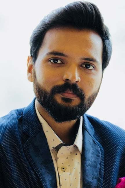 تصویر هنرمند Vinay Bharadwaj